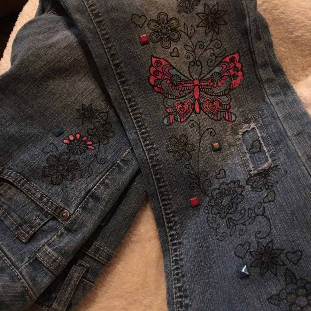 Adorable decorated jeans